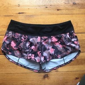 Lululemon Speed Up Shorts size 8